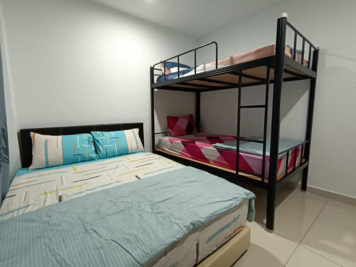 Pd Batu 9 Cocobay Apartment With Family Kampong Tanah Merah  Exterior photo